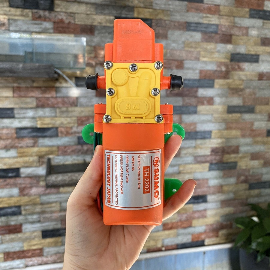 Máy bơm phun sương tưới lan Sumo 60W, ứng dụng đa năng cả trong việc vệ sinh cho xe ô tô mini giá rẻ.