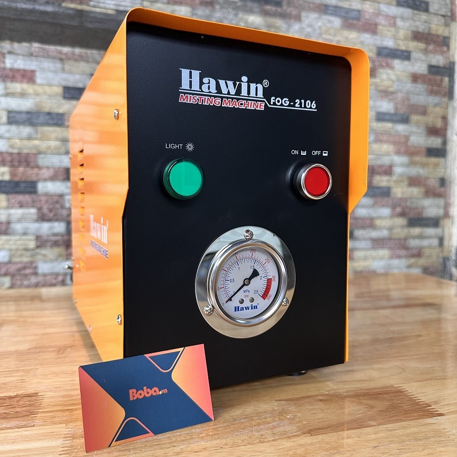 Máy bơm phun sương công nghiệp Hawin FOG 2106, tạo không gian mát mẻ xung quanh nơi đỗ xe ô tô mini giá rẻ.