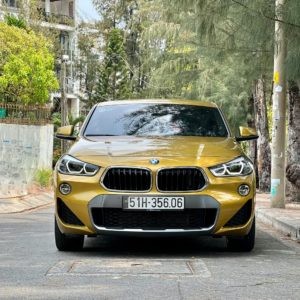 Mẫu xe BMW X2 20i MSport sản xuất 2017 với thiết kế hiện đại, thể hiện sức cạnh tranh với các dòng xe ô tô Mercedes cũ