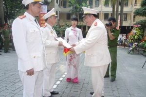 Khu vực sân tập lái xe của Trung tâm đào tạo lái xe ô tô PCCC với nhiều xe tập.
