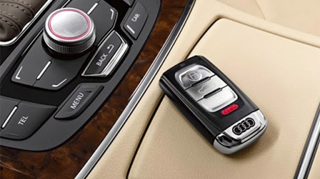 Chìa khóa xe Audi với thiết kế hiện đại, cần thay pin đúng cách