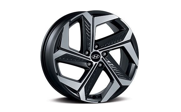 Mâm xe hợp kim 19 inch cao cấp của Hyundai Tucson, tạo điểm nhấn thể thao.