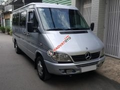 Động cơ mạnh mẽ của Mercedes Sprinter 2013 máy dầu, hiệu suất vận hành ổn định