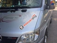 Chi tiết ngoại thất xe ô tô Mercedes Sprinter 2013 phiên bản số sàn bền bỉ