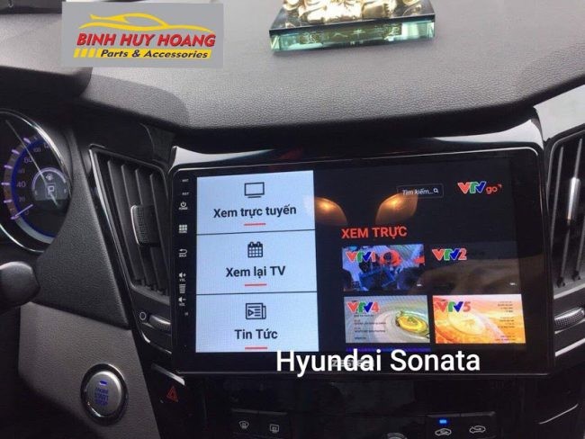 Màn hình LCD độ phân giải cao của đầu đĩa dvd xe ô tô tích hợp hoàn hảo vào nội thất xe