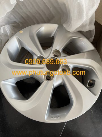 Ngoại thất năng động của Hyundai Grand i10 cũ 2014 hatchback