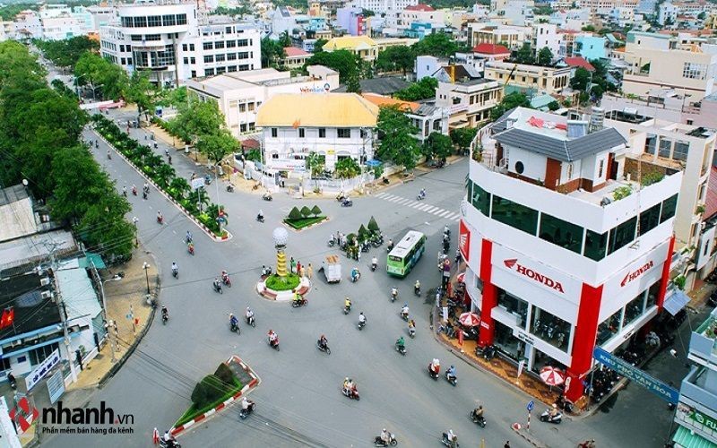Lựa chọn và bố trí mặt bằng lý tưởng cho cửa hàng rửa xe ô tô hiện đại