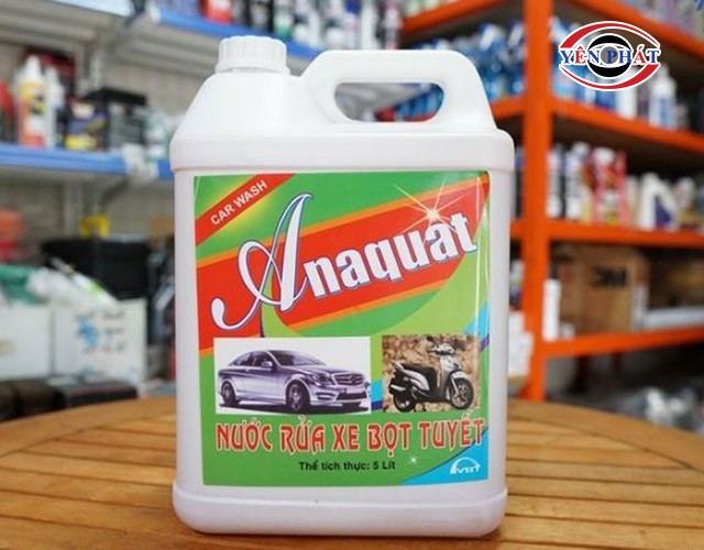 Nước rửa xe Aquanat tạo bọt tuyết siêu nhiều cho xe ô tô hiện nay