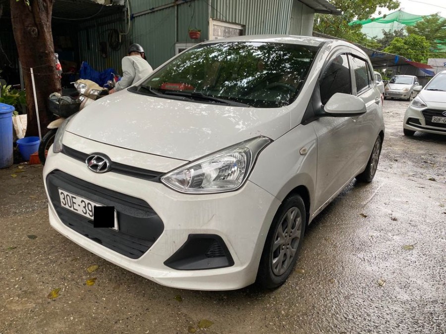 Hyundai Grand i10 base 2016, một trong những mẫu xe ô tô cũ dưới 200 triệu được ưa chuộng