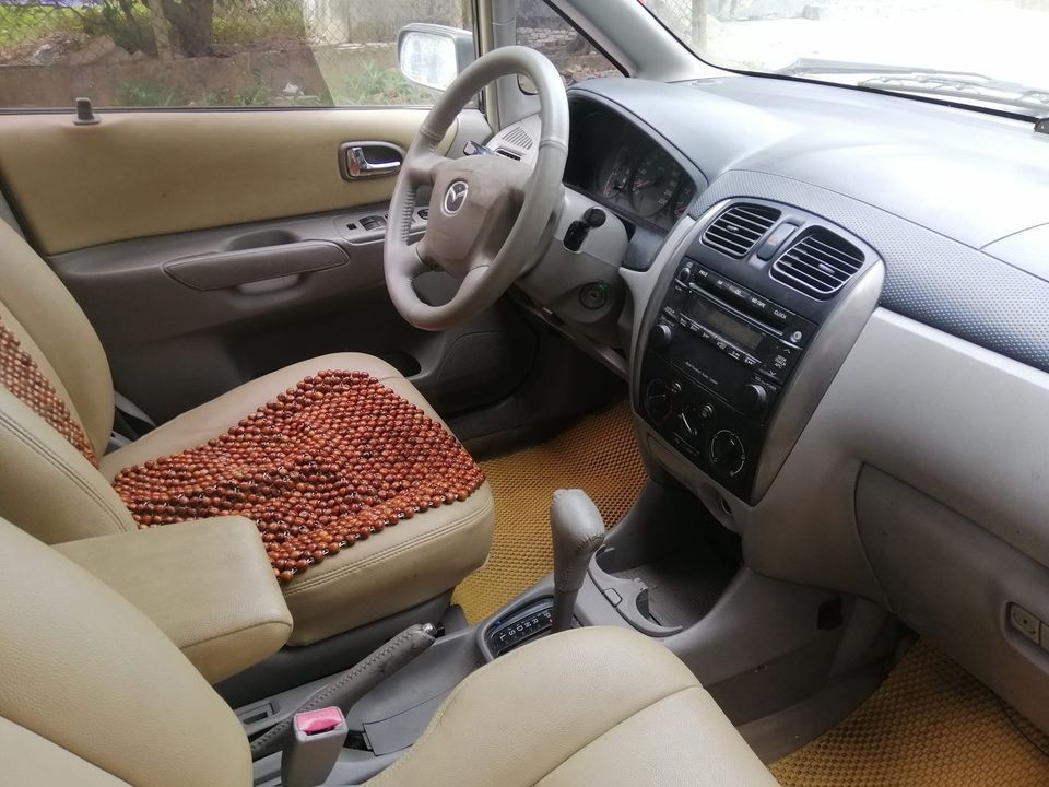 Nội thất Mazda Premacy 7 chỗ