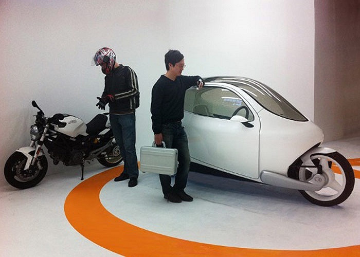 Nội thất tiện nghi với hai ghế ngồi bên trong khoang lái của LIT Motors C1
