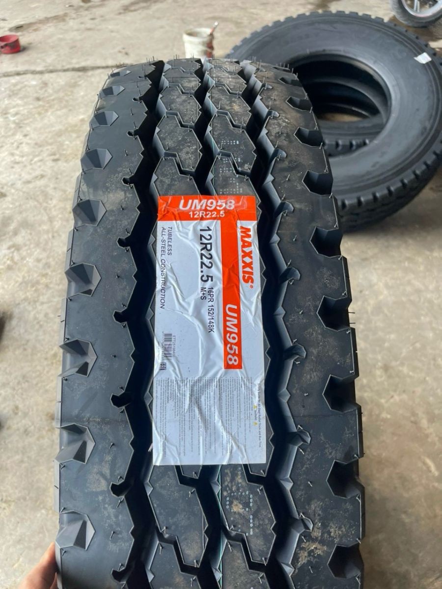 Các dòng lốp xe ô tô tải Maxxis phổ biến được thiết kế cho xe tải đường trường