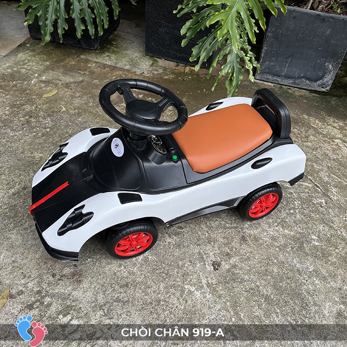 Xe chòi chân ô tô SC-919-A màu đỏ, mô phỏng xe đua Pagani