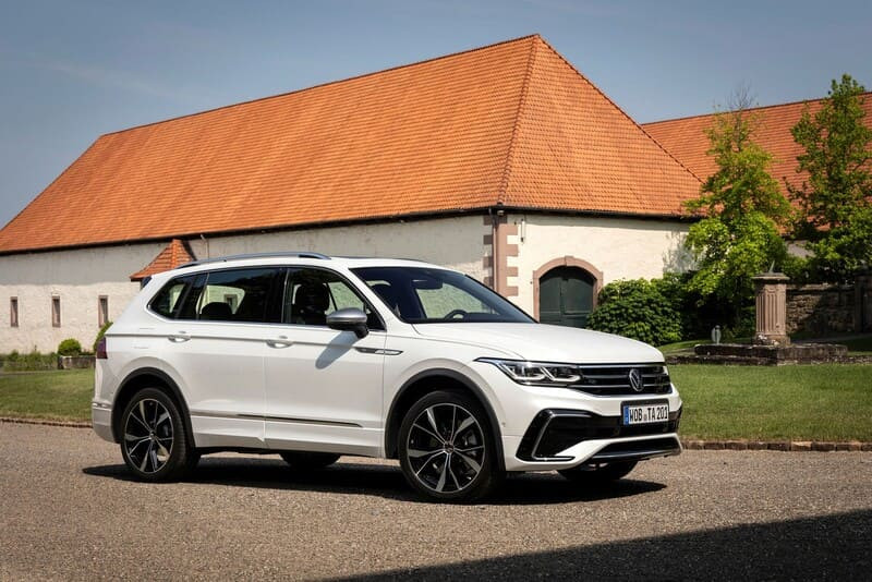 Thiết kế sang trọng và đẳng cấp của xe ô tô Volkswagen 7 chỗ Tiguan Allspace, mang đến trải nghiệm lái xe tinh tế