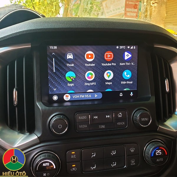 Android Box cho xe ô tô Chevrolet Colorado 2024