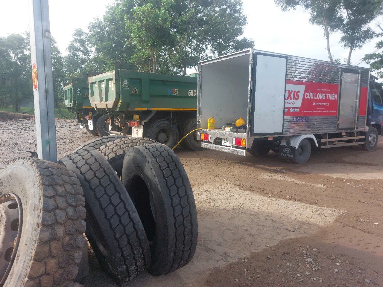 Vá vỏ xe ô tô gần nhất: Nhiều loại lốp xe chất lượng cao từ các thương hiệu hàng đầu