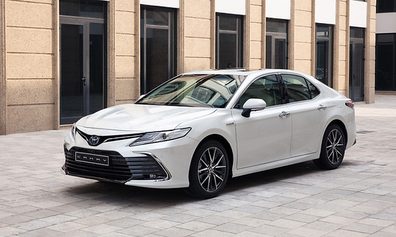 Xe Ô Tô Camry 3.0 Thông Tin Về Thiết Kế Ngoại Thất Đẳng Cấp
