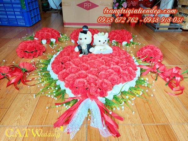 Dịch vụ cung cấp hoa cưới xe ô tô giả giá rẻ tại TPHCM