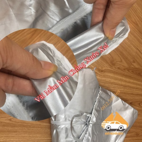 Cận cảnh bề mặt bạt phủ xe ô tô chống trầy xước, với kết cấu vải dù Oxford bền bỉ