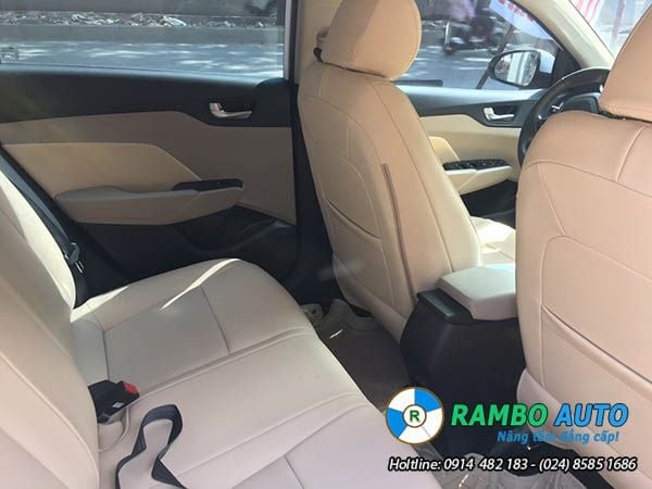 Ghế da xe Hyundai Accent 4 chỗ đã bọc hoàn chỉnh, tăng tính thẩm mỹ