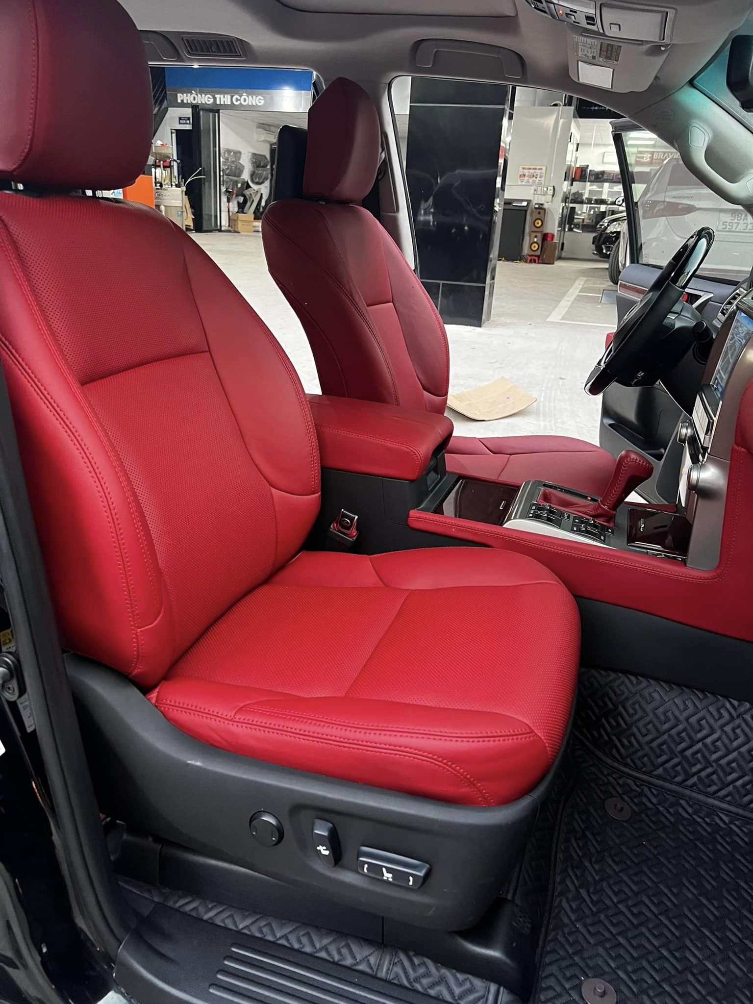 Ghế da Nappa bọc lại cho xe Lexus GX460