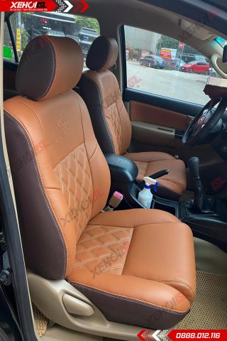 Ghế da Ford Ecosport với họa tiết quả trám cổ điển