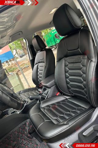 Bọc ghế da ô tô may múi ngang, mang lại sự độc đáo cho Ford Ecosport