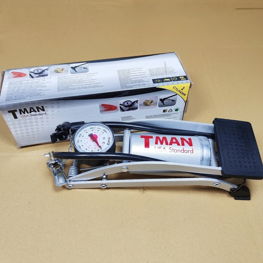 Bơm bánh xe USA Standard 1 xi lanh, phù hợp cho việc duy trì áp suất lốp xe ô tô mini giá rẻ.
