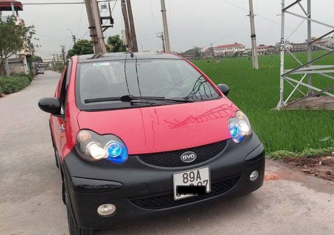 Thiết kế mặt trước của BYD F0 2011, một lựa chọn xe ô tô Trung Quốc giá rẻ phổ biến