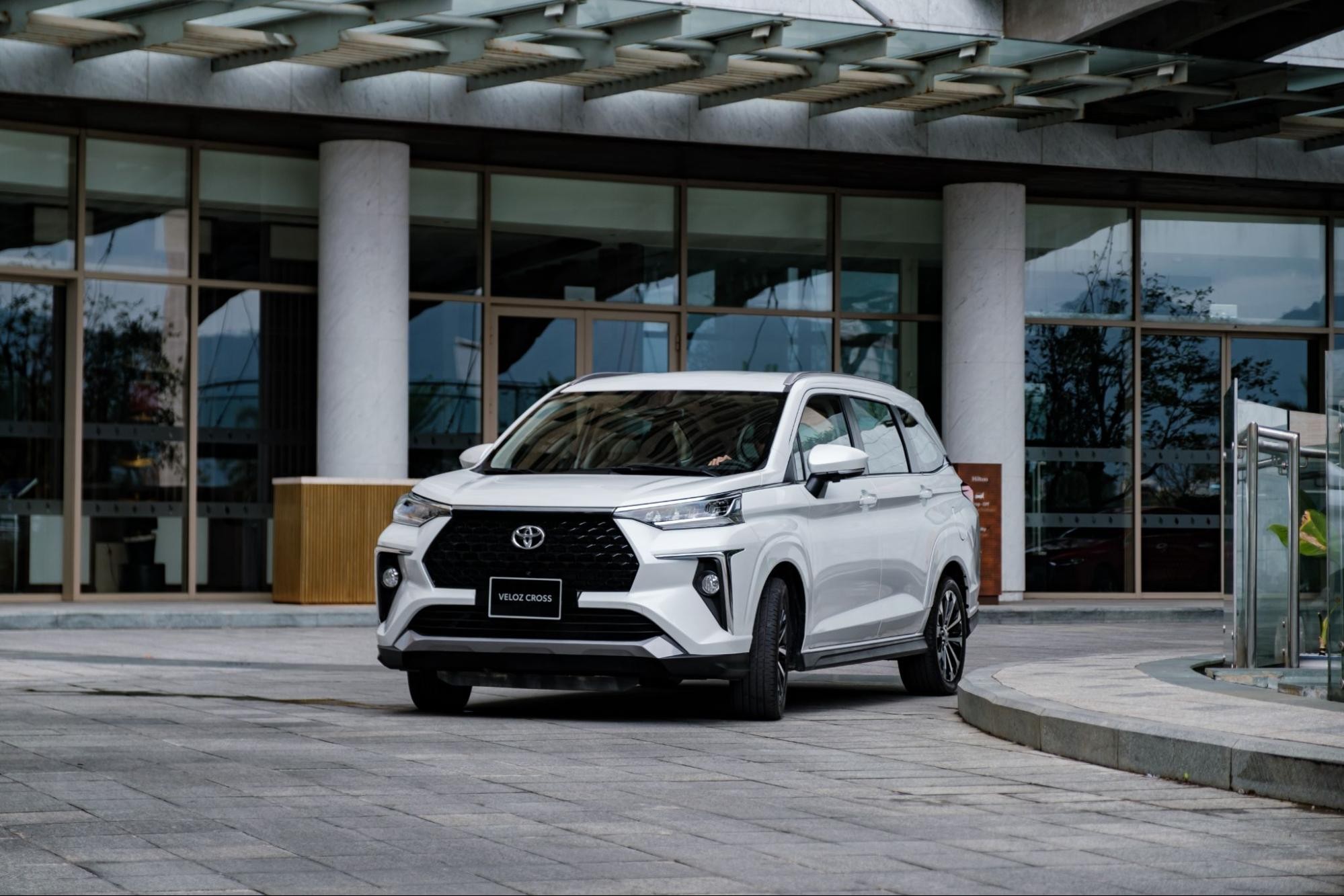 Mẫu xe Toyota Veloz Cross, một trong những dòng xe lắp ráp trong nước được hưởng ưu đãi thuế xe ô tô mới 50%