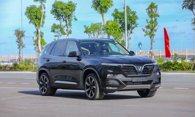 VinFast Lux A2.0, sedan hạng E 5 chỗ với thiết kế sang trọng