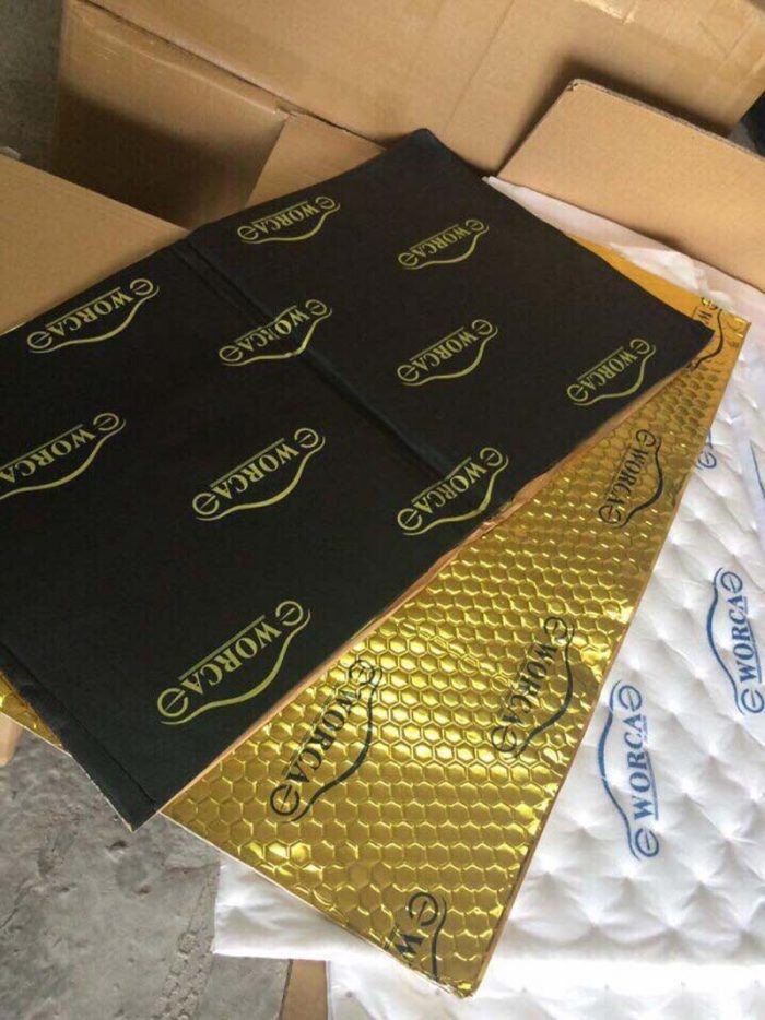 Vật liệu cách âm chống ồn chuyên dụng được thi công bên trong khoang xe ô tô i10 để tối ưu sự thoải mái