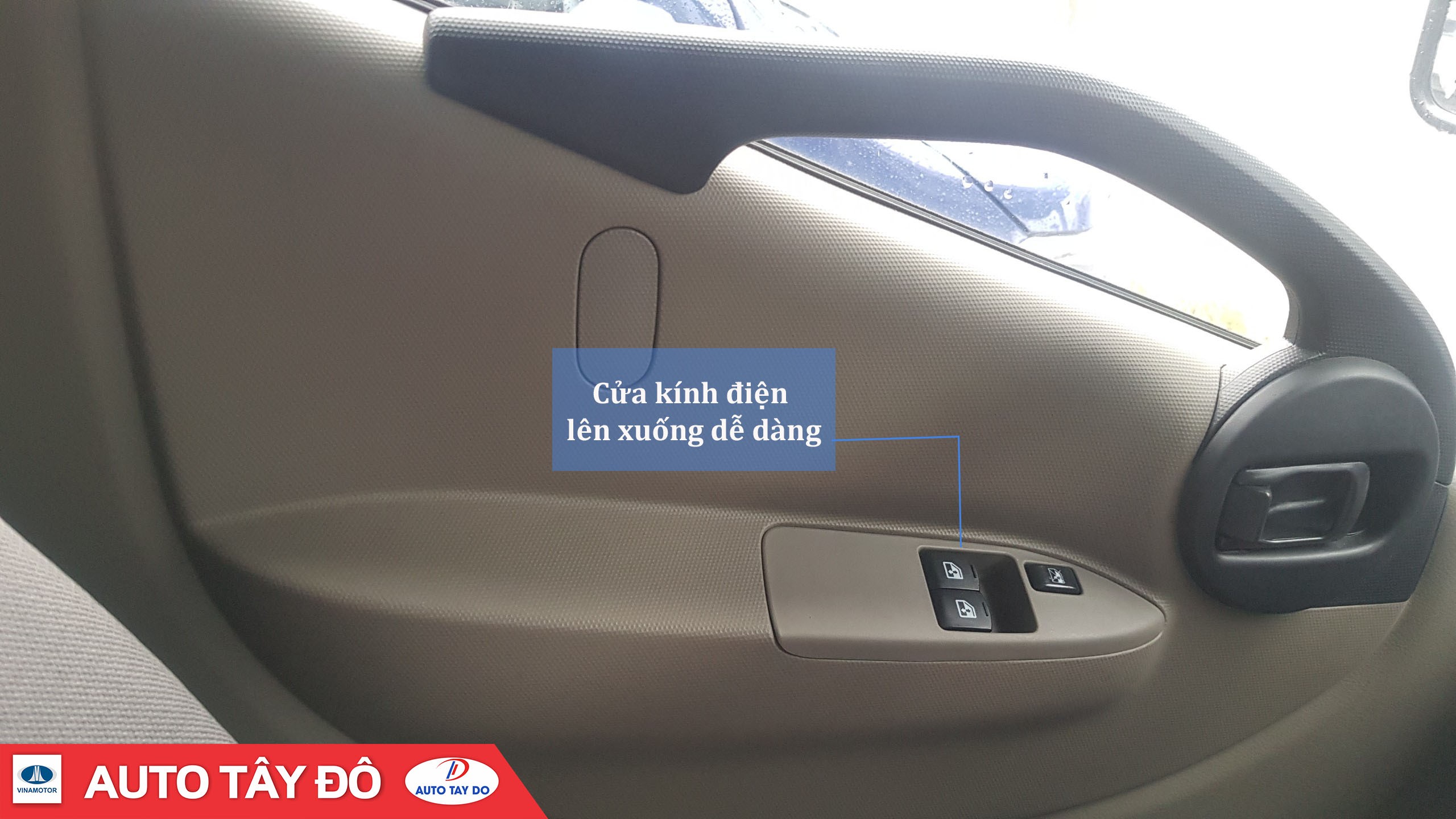 Cửa kính điện lên xuống tiện lợi trên ô tô xe tải Nissan NS350 3.5 tấn