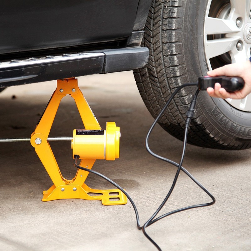 Kích xe ô tô bằng điện đa năng 12V, phụ kiện cần thiết cho mọi tài xế