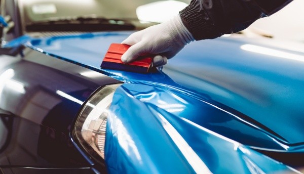 đội ngũ nhân viên chuyên nghiệp tại Sài Gòn Xe Hơi