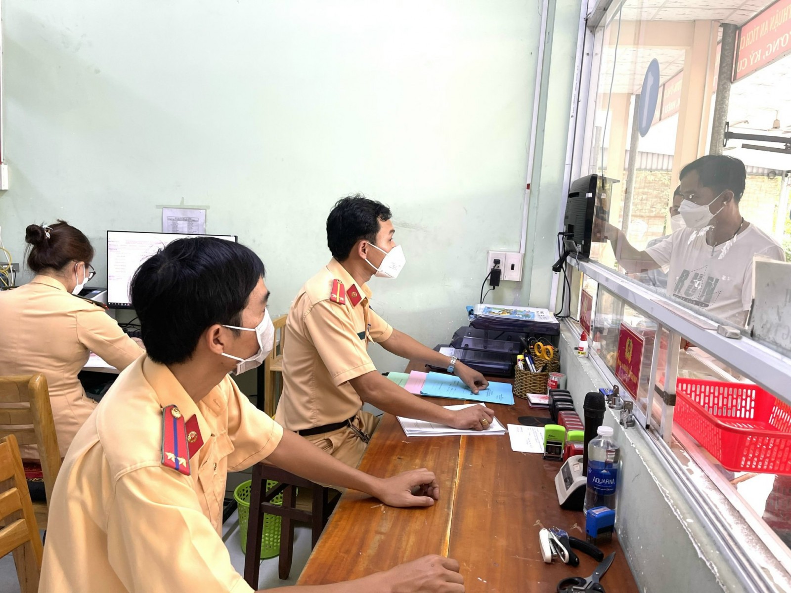 Quy trình thực hiện thủ tục đăng ký xe ô tô tại cơ quan công an