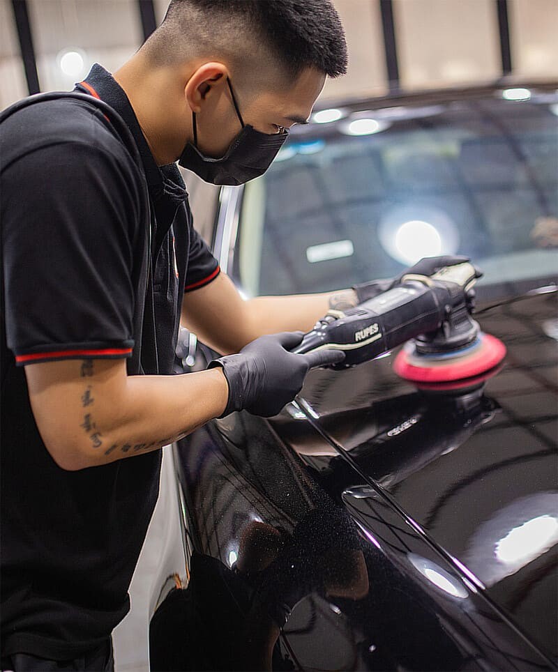 Hiệu chỉnh và đánh bóng xe ô tô, khôi phục vẻ đẹp sơn