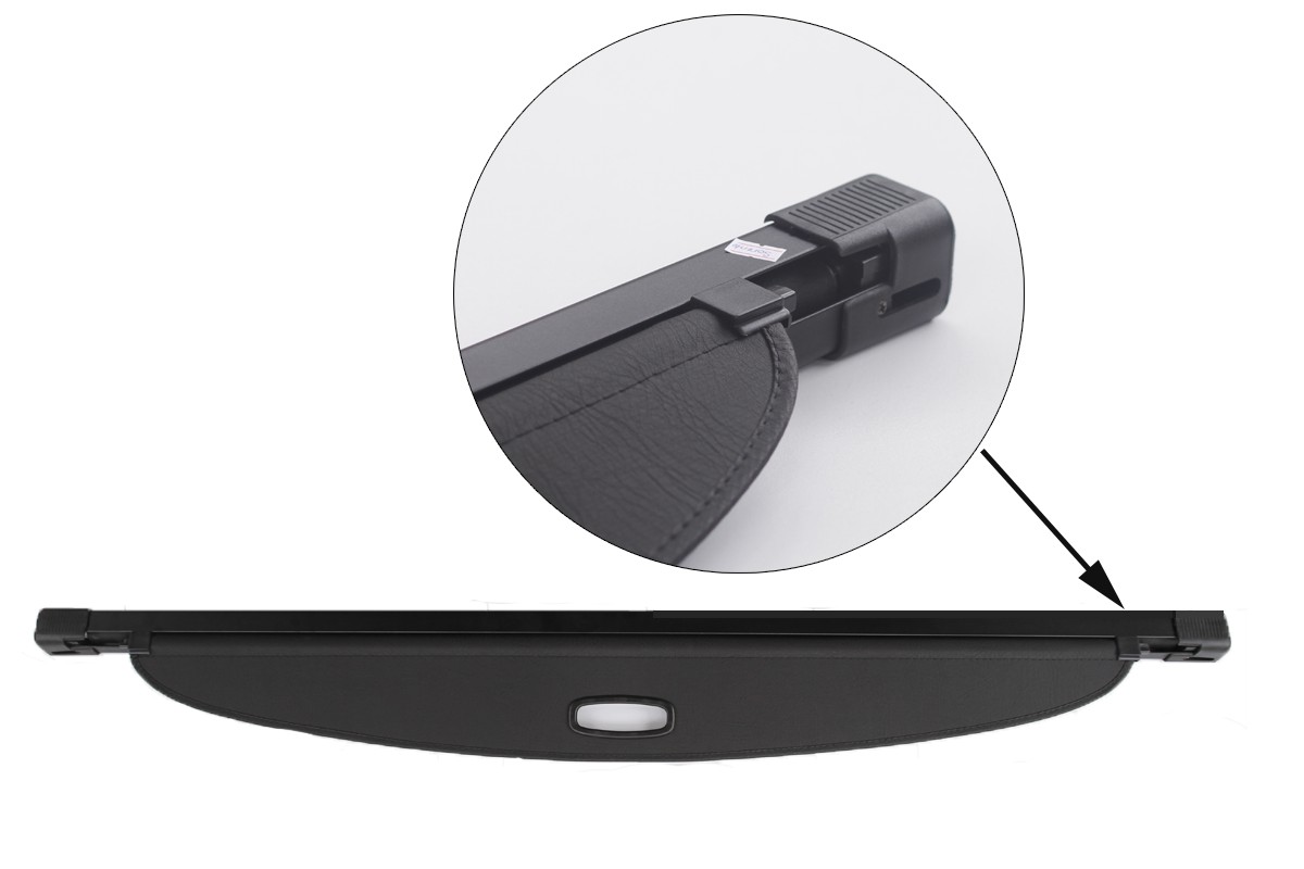 Chi tiết đường chỉ may tỉ mỉ trên tấm chắn cốp xe ô tô, thể hiện sự cao cấp của sản phẩm