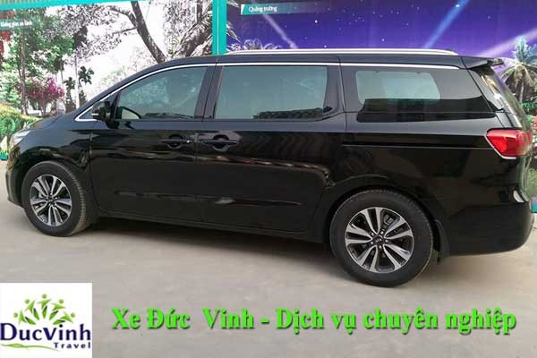 Nhân viên dịch vụ thuê xe ô tô 7 chỗ Hà Nội uy tín chuyên nghiệp