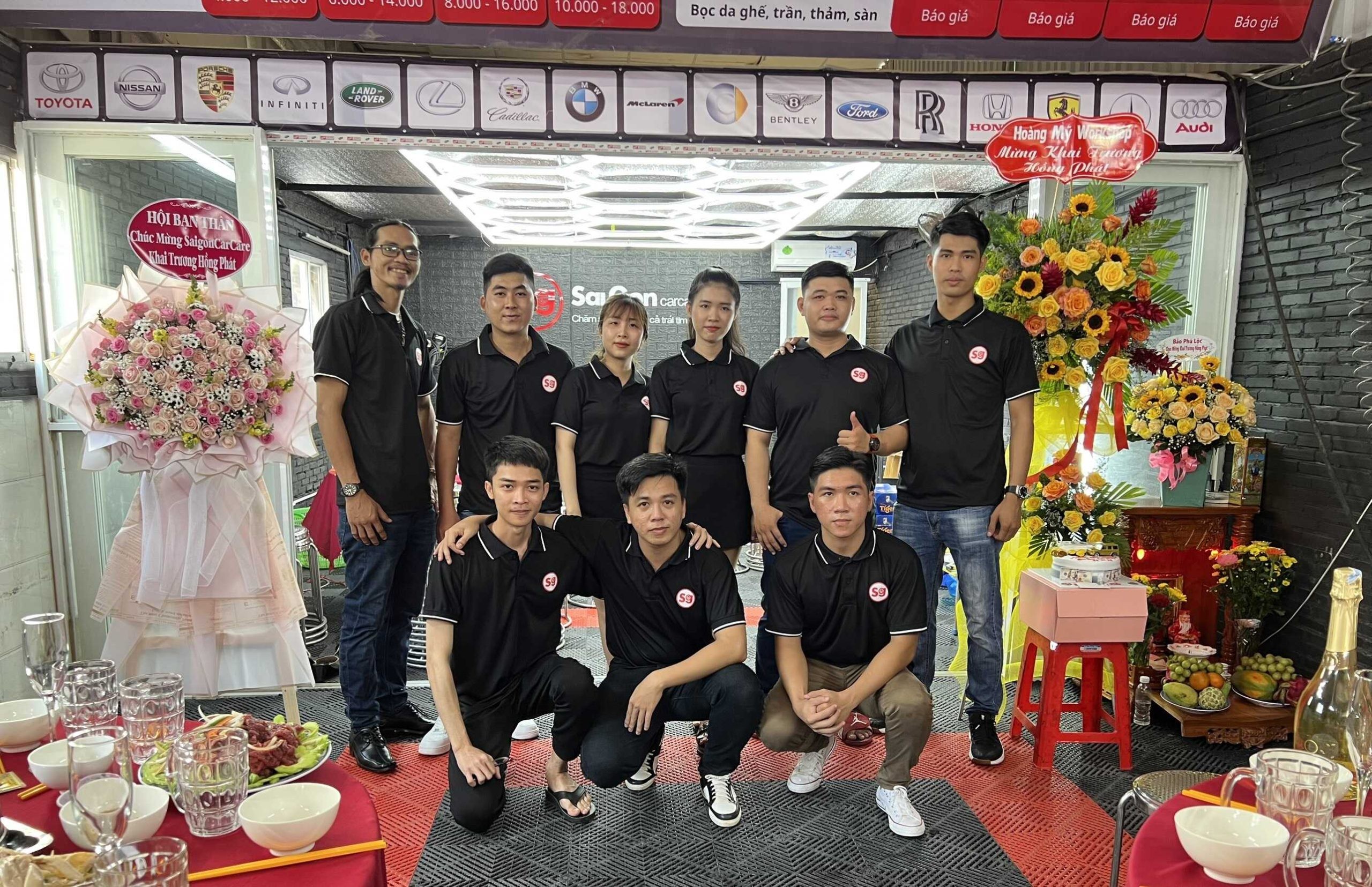 Hình ảnh đội ngũ nhân sự chuyên nghiệp , tận tâm tại Saigoncarcare