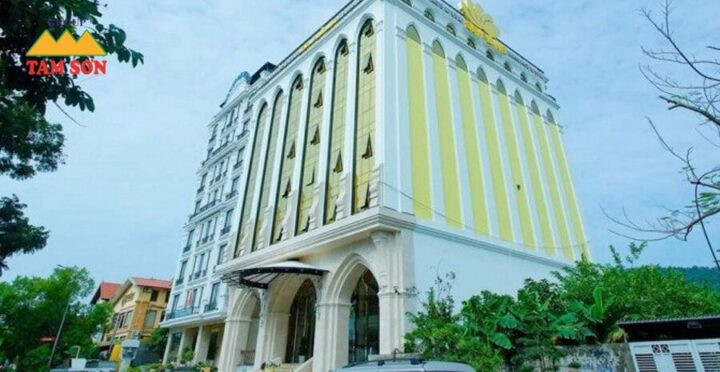 Bề mặt xe ô tô được hoàn thiện bằng sơn Nesta với độ bóng sâu và khả năng phản chiếu ánh sáng tuyệt đẹp.
