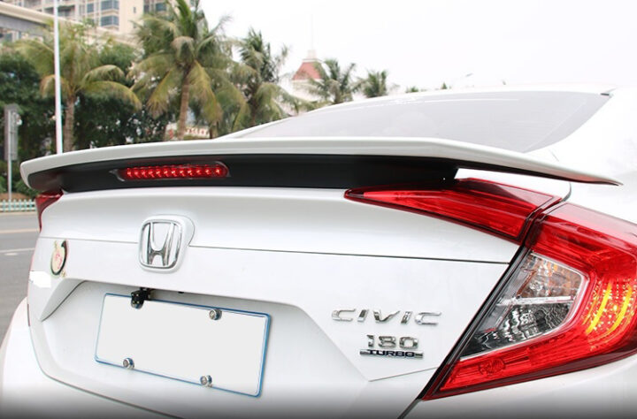 duoi gio civic kieu rs 2019 thai lan