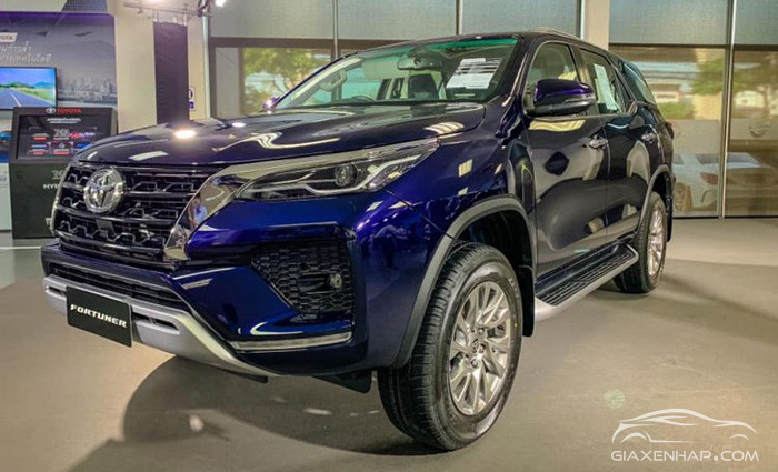 Màu xe ô tô kỵ với tuổi Đinh Mão 1987 mệnh Hỏa