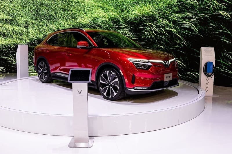 Đánh giá xe ô tô VinFast VF 8 với giá lăn bánh trên 1 tỷ đồng tại Việt Nam