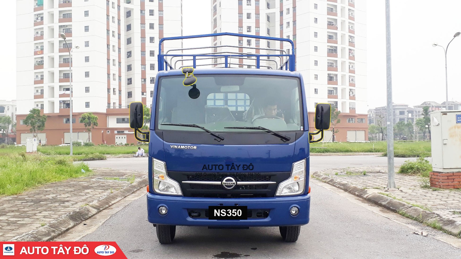 Gương chiếu hậu lớn của ô tô xe tải Nissan NS350, tăng cường tầm nhìn cho tài xế