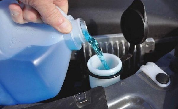 Hướng dẫn cách pha nước rửa xe ô tô đúng tỷ lệ theo nhà sản xuất