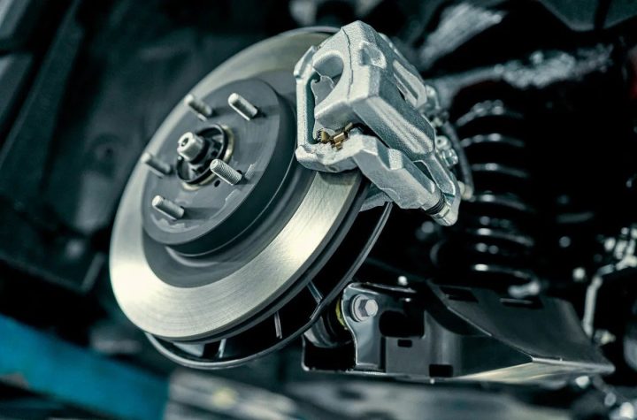 Các bộ phận cấu thành hệ thống phanh xe ô tô thủy lực
