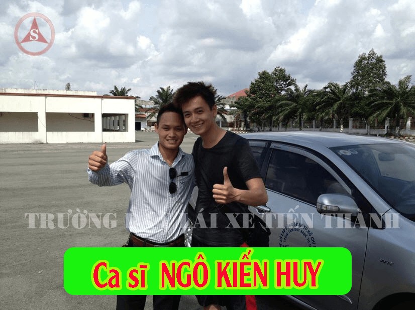 Ca sĩ Ngô Kiến Huy tin tưởng Học Lái Xe Ô Tô Tiến Thành