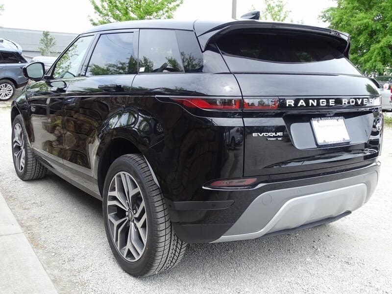 Đuôi xe Range Rover Evoque 5 chỗ với thiết kế hiện đại, tinh tế
