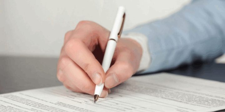Chi Phí Sang Tên Xe Ô Tô: Quy Trình Viết Hợp Đồng